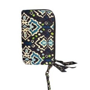 Vera Bradley Ink Blue Wristlet Wallet